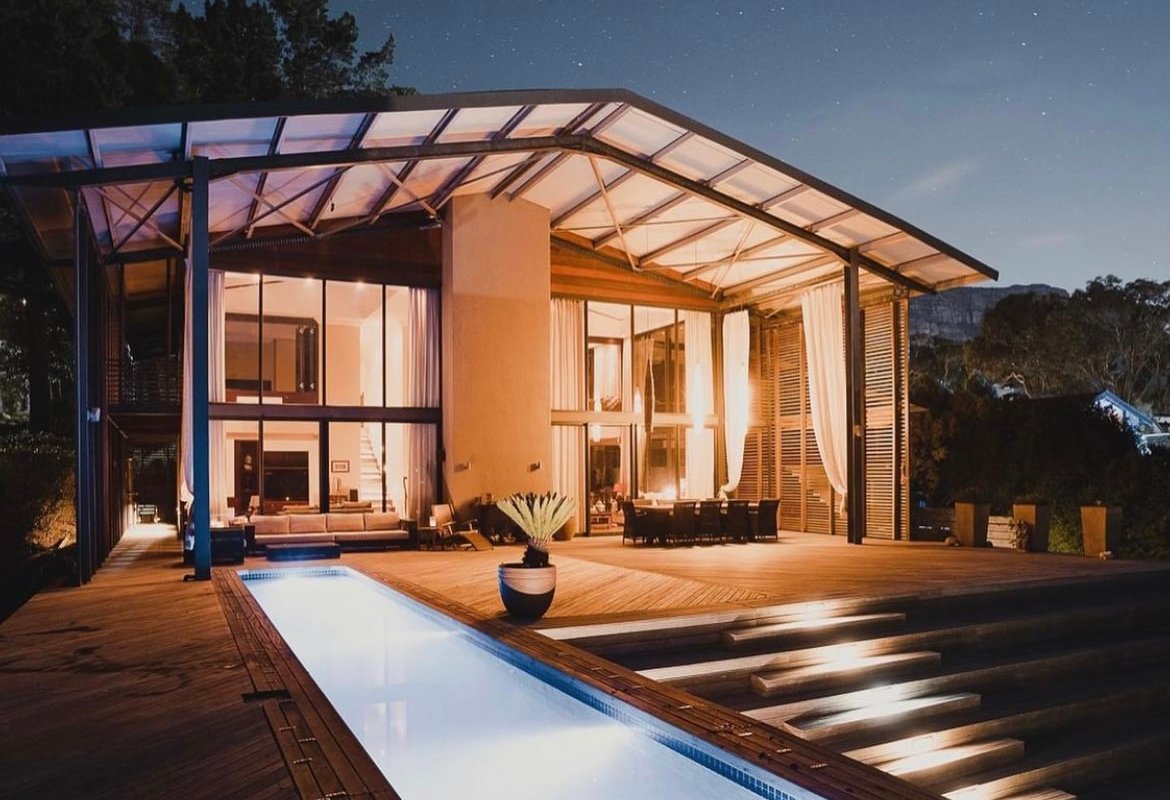 Sea and Mountain Views/Gym/Pool/BBQ gallery image 3