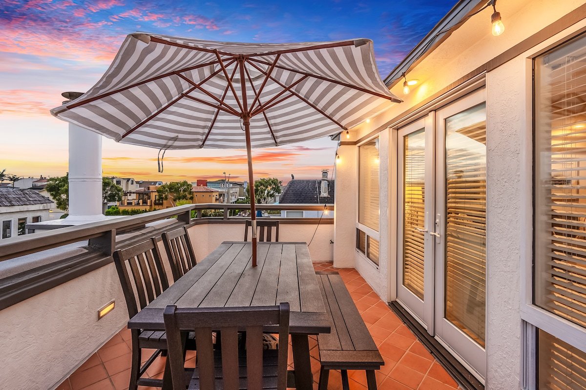 Ocean Breeze, Newly Renovated Beach Home w/ AC gallery image 3