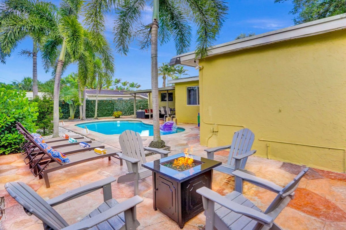 Heated Pool Tropical 5BD Villa gallery image 2