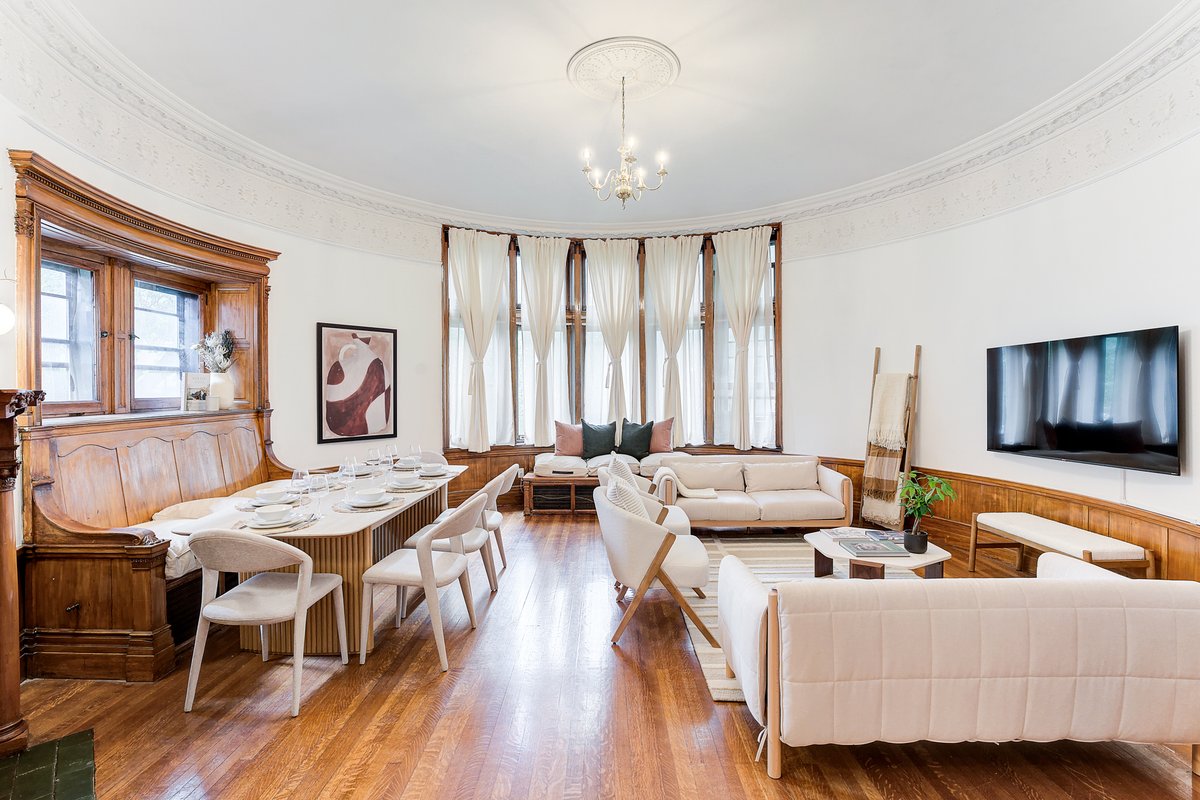 Majestic 3 BDR apt downtown MTL