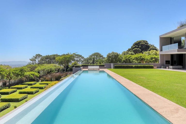 Villa Canterbury featured image