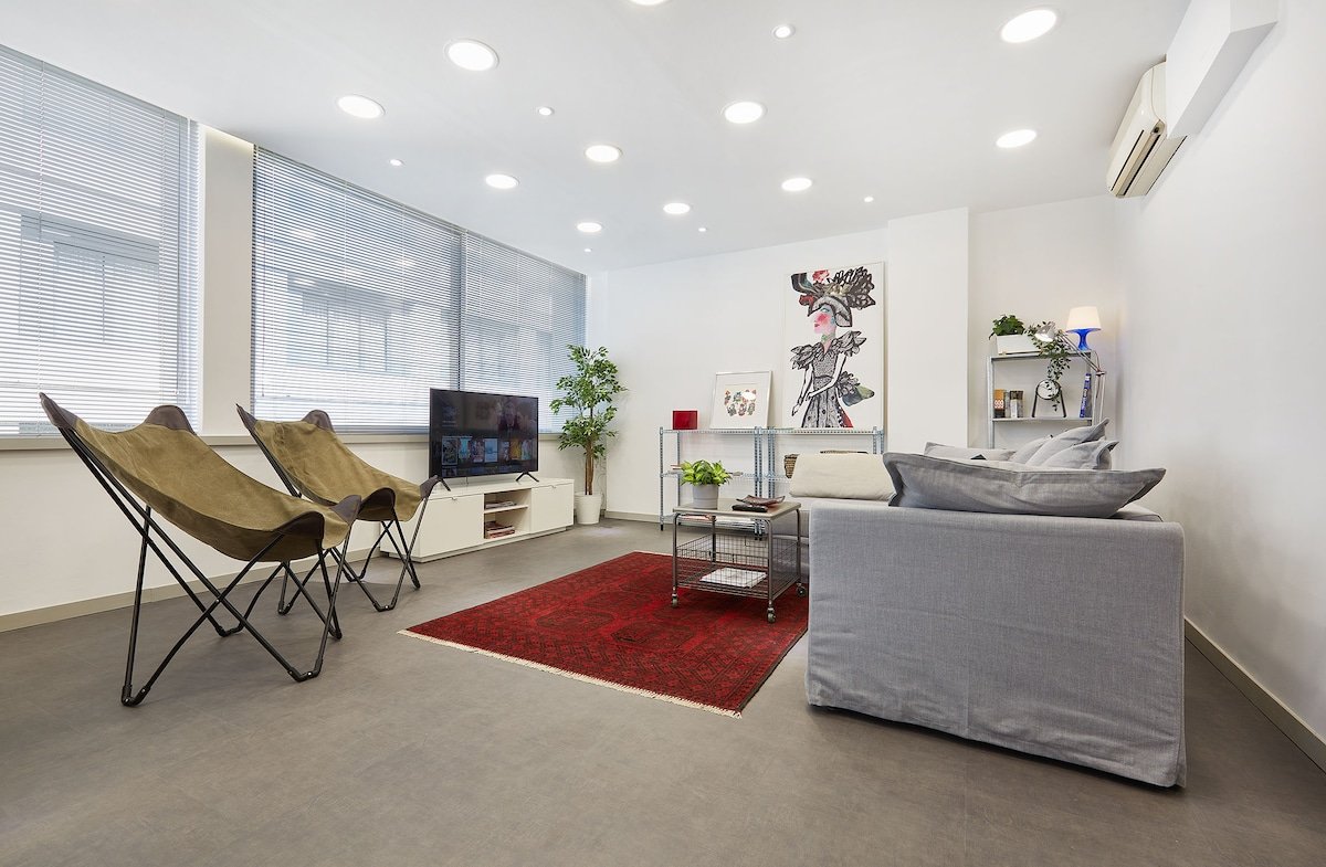 Chloe Boutique Apartments Apollo gallery image 2