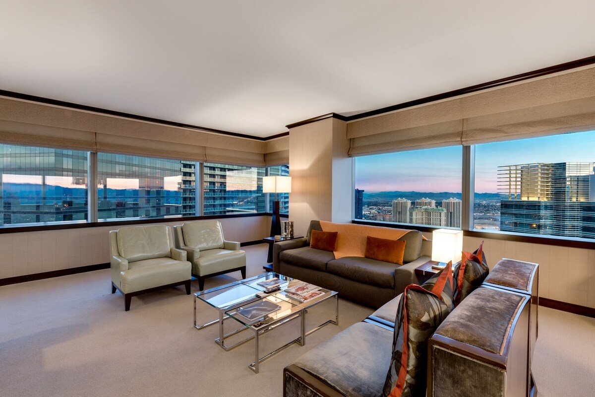 Biggest Penthouse@ Vdara! 2+BR JawDrop Strip View! gallery image 4