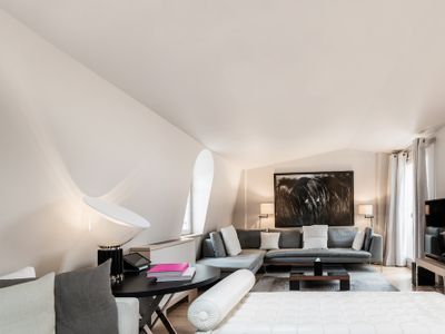 2 Bedroom Duplex Eiffel Apartment