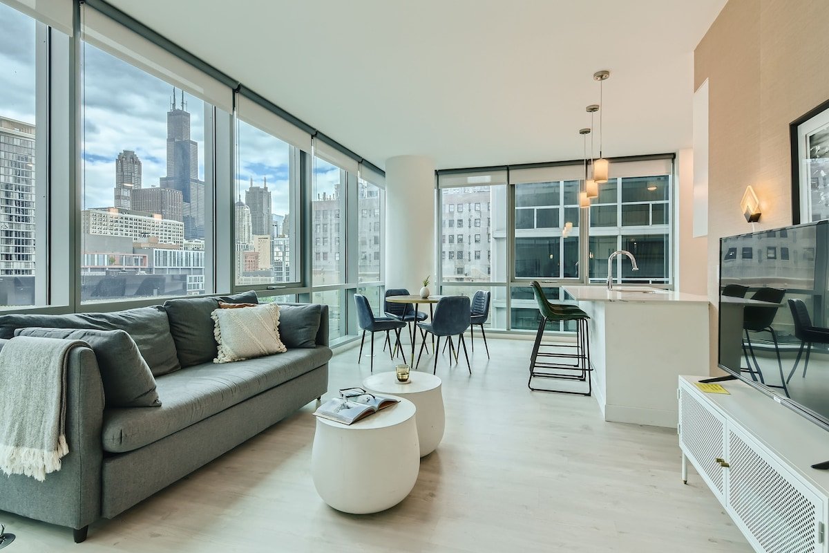 Sentral Premium 2BR Apt South Loop Chicago gallery image 5