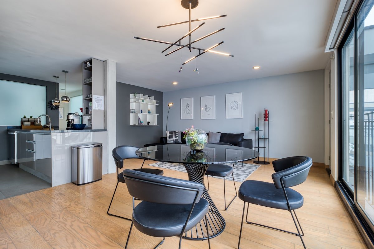 2Br Jacuzzi Art Penthouse | Panoramic view gallery image 4