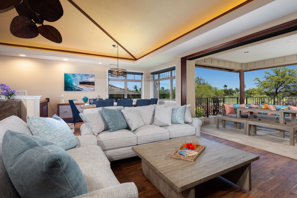 PiH: Daydream Villa~ Resort Pool Passes-Family Fun