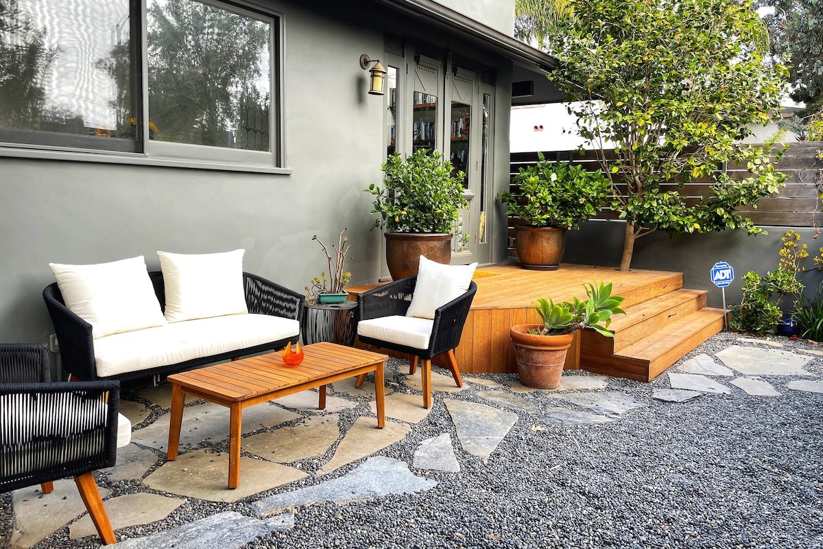 Venice Beach Oasis with Pool (Walk to Beach) gallery image 3