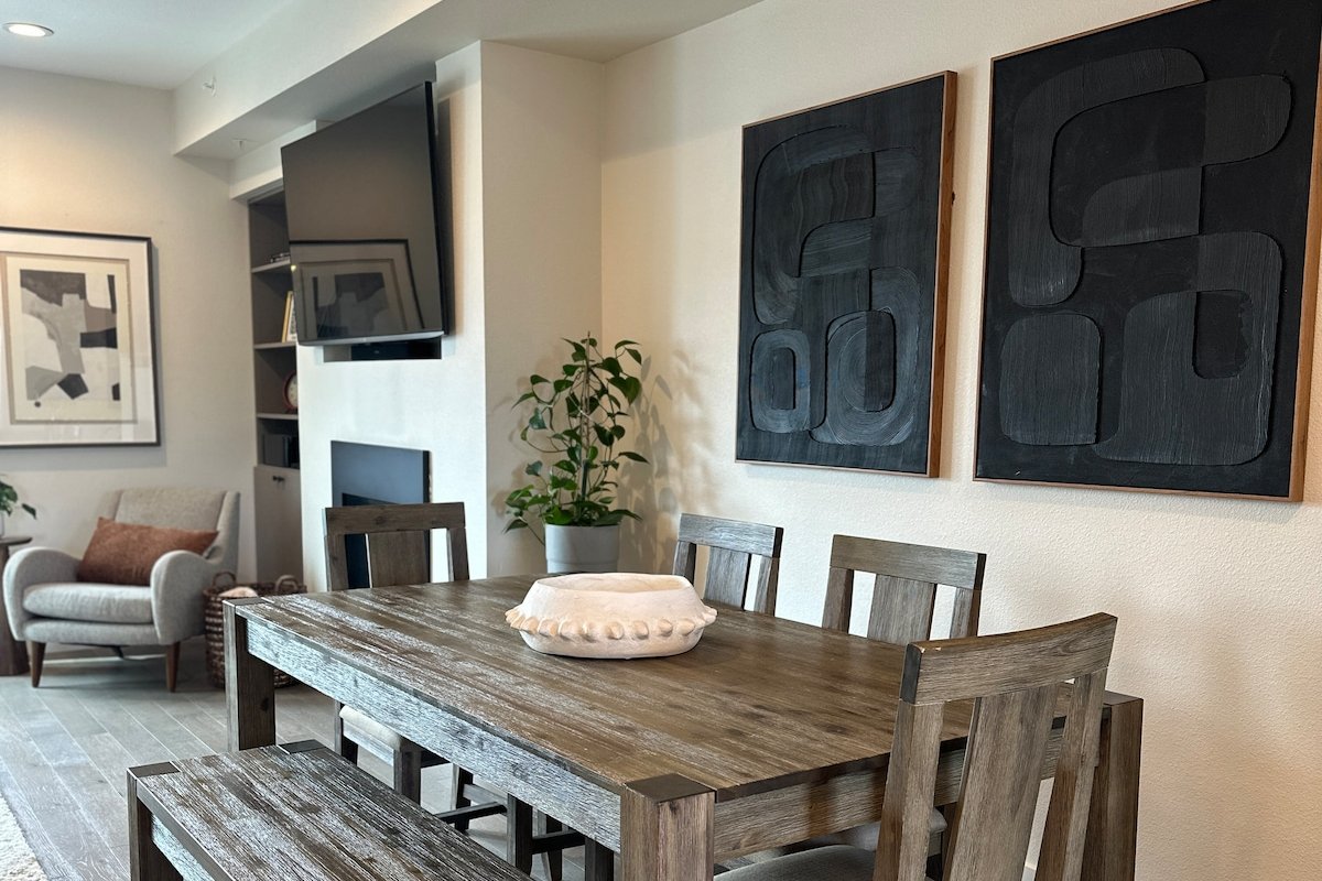 Modern 3 Bed Townhome in Rino w/ Rooftop Deck gallery image 4