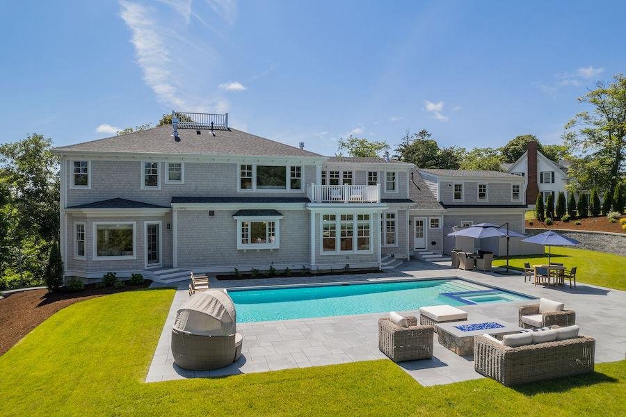 Sophisticated Chatham Oasis with Pool & Spa gallery image 3