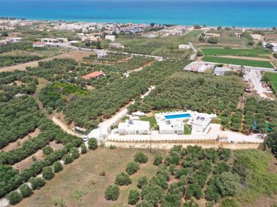 2steps Maleme beach & Restaurants/market/20 sleeps