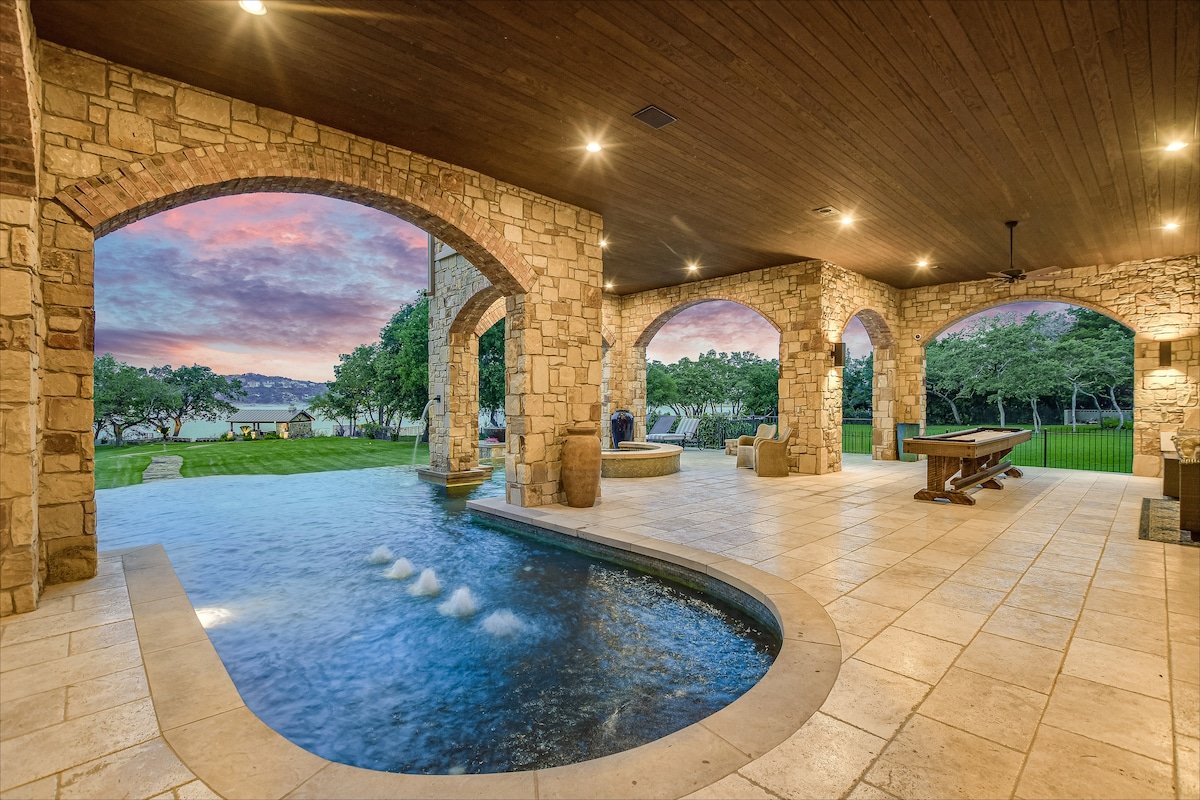 Above Sunset Point I Waterfront I Lake Travis I Po gallery image 2