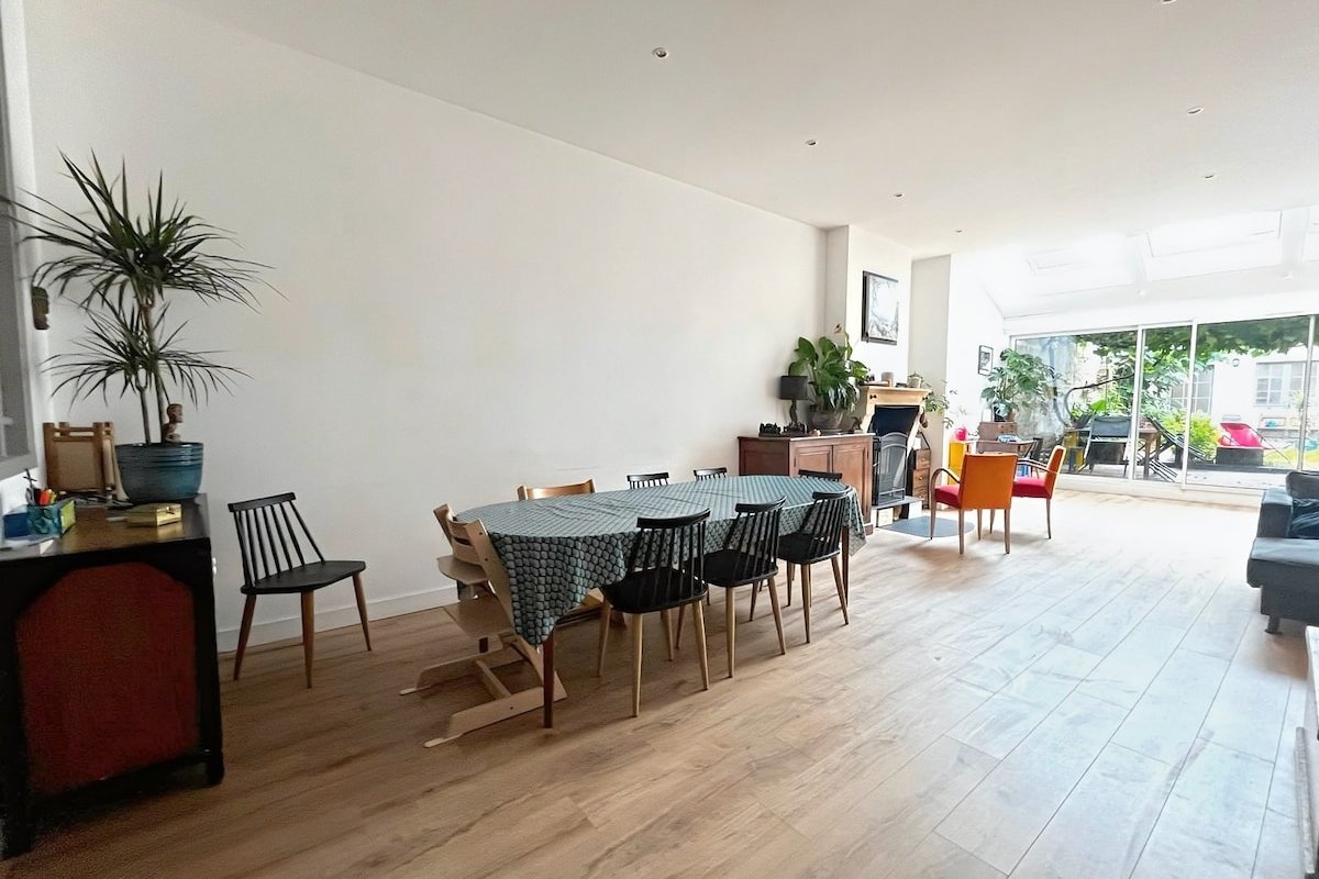 Grande maison calme et confortable en centre-ville gallery image 3