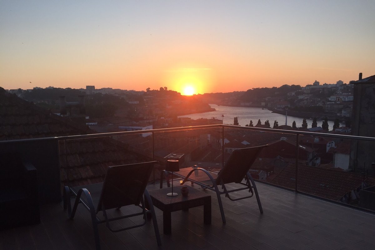 Douro Sunset House