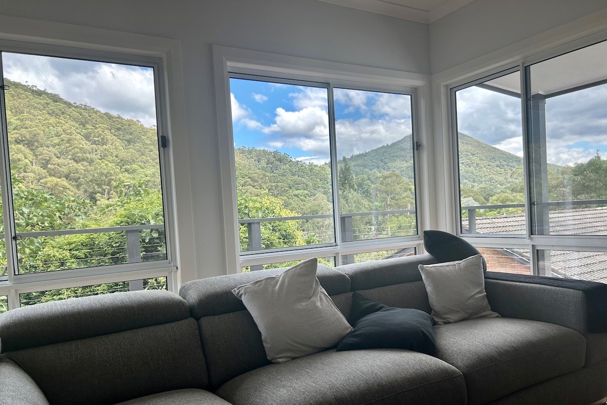 Modern with Views – Town Centre gallery image 5