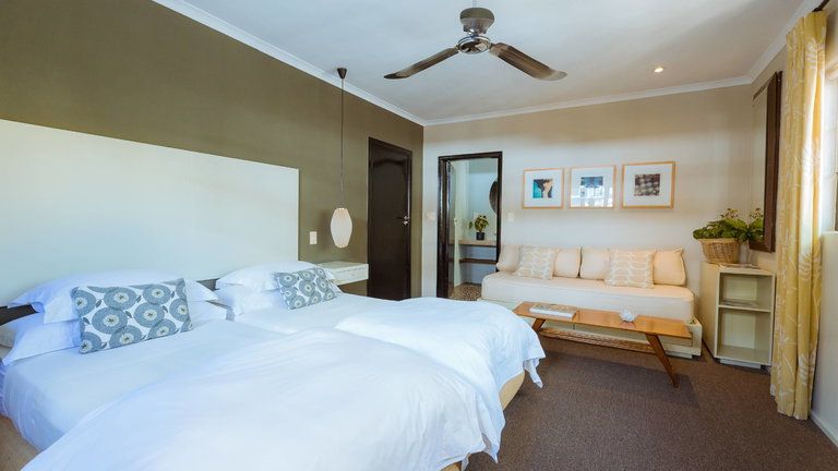 Cape Standard Guest House Triple Room Air Con