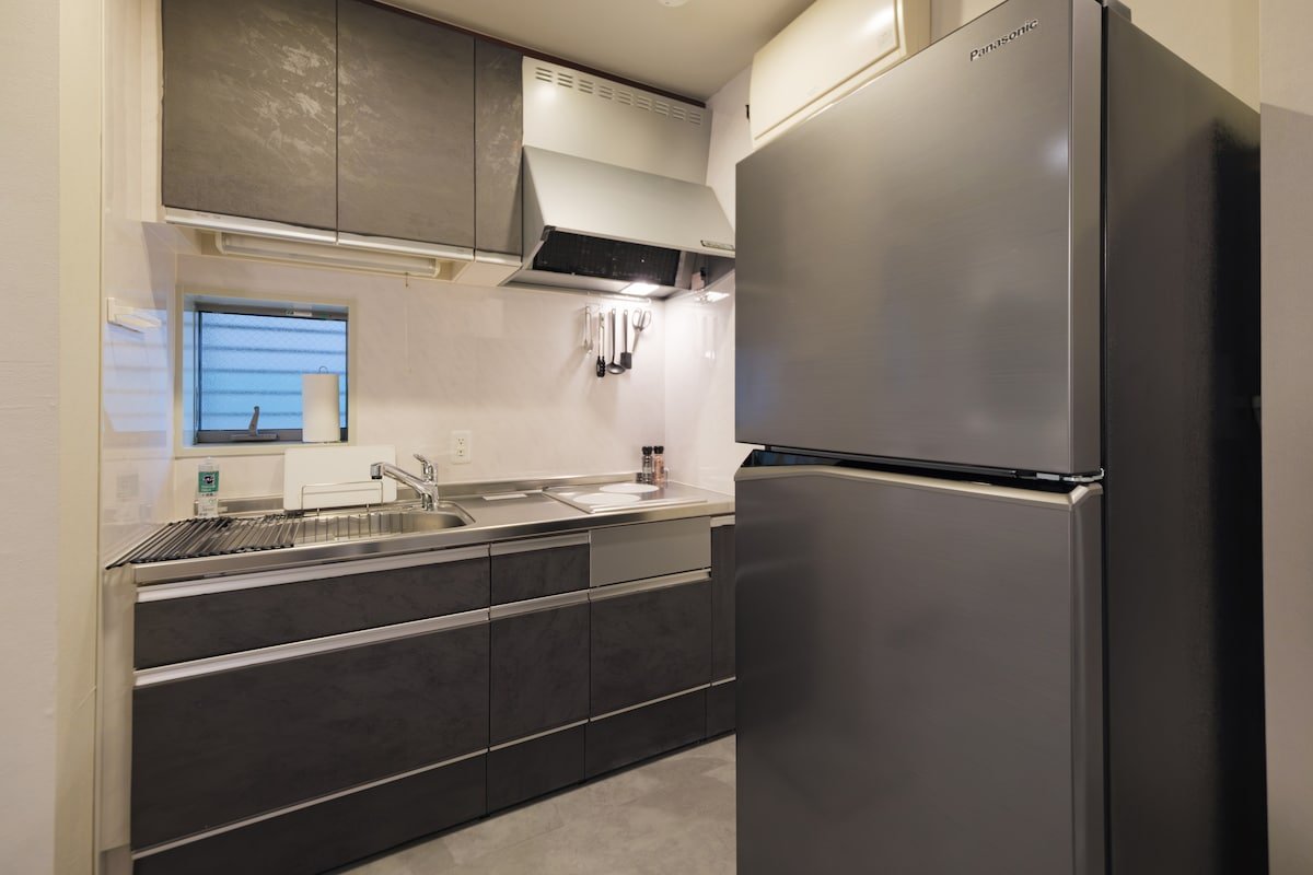 Stylish 86㎡ Home | 2 Baths | Near Shibuya & Train gallery image 5