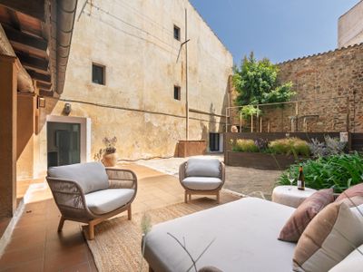 Stay in a 14th-Century House with Pool in Tossa