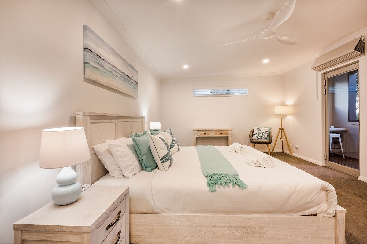 Rooftop Retreat gallery image 5