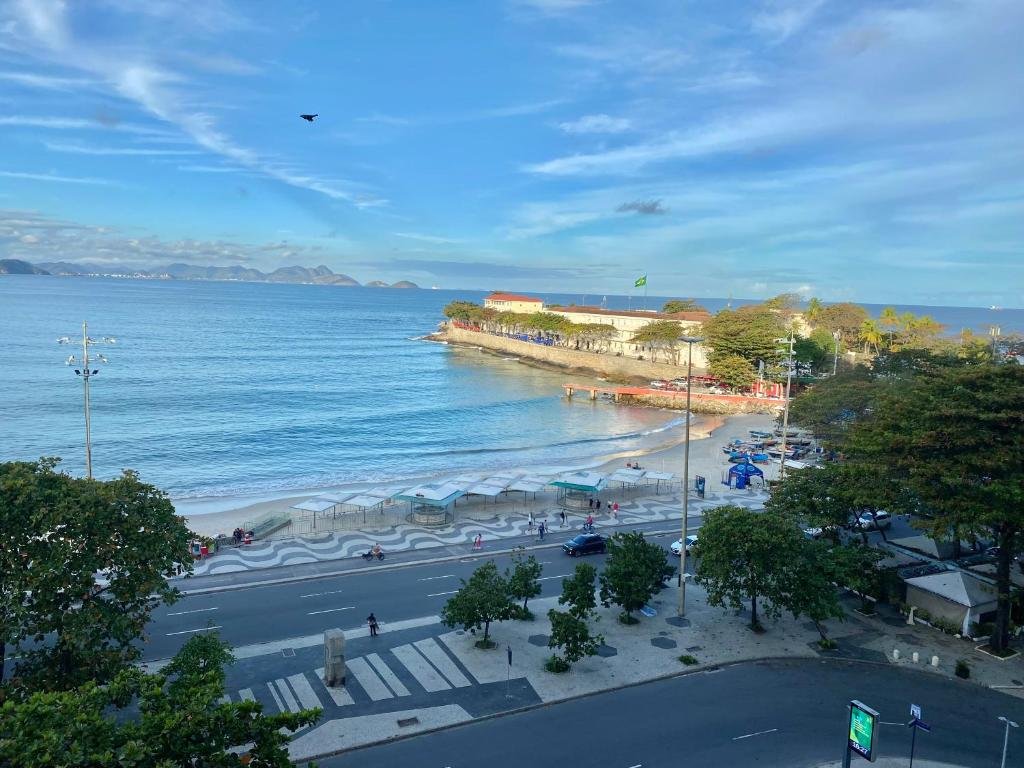 Beachfront CopaTropical Escape