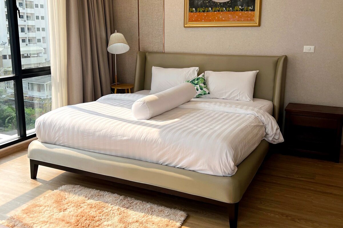 401: Luxury 4Beds 4BA High Ceiling, City/Pool View gallery image 3