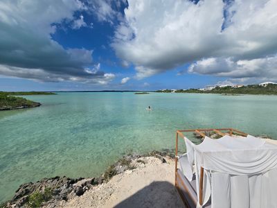 NEW Liquid Beach · 5 beds · 2 Pools + Rooftop