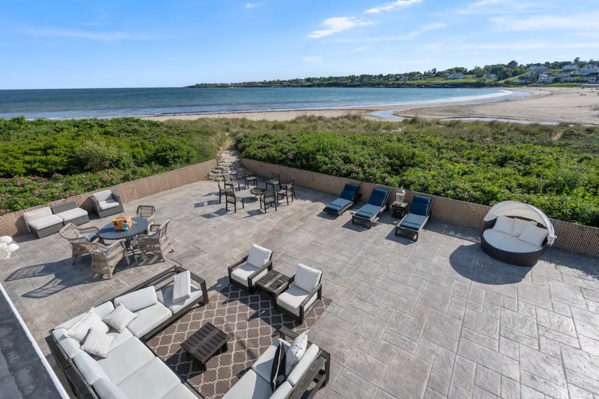 Seascape: Waterfront Beach Home