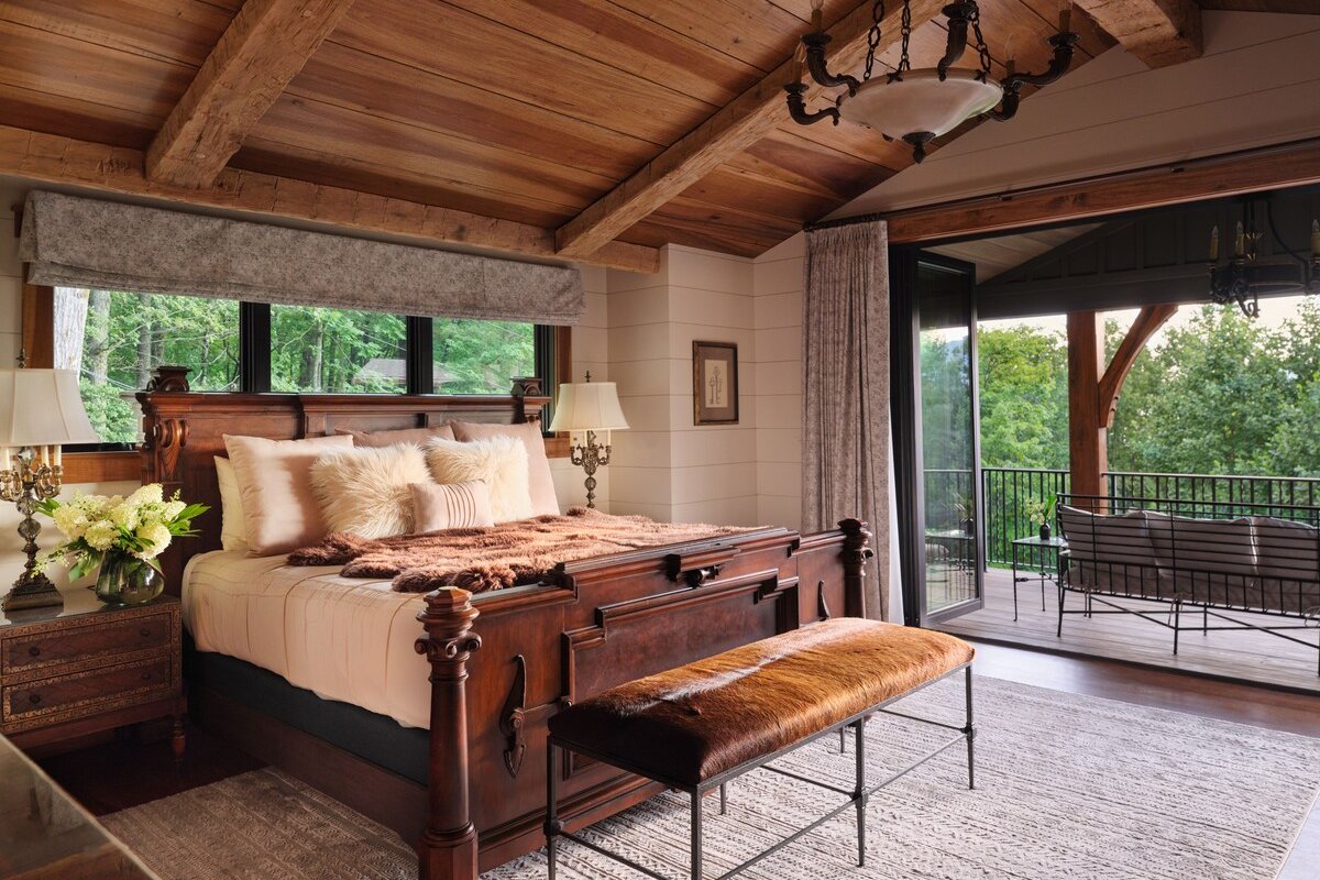 Luxury Mountain Escape at Precipice Private Lodge gallery image 2
