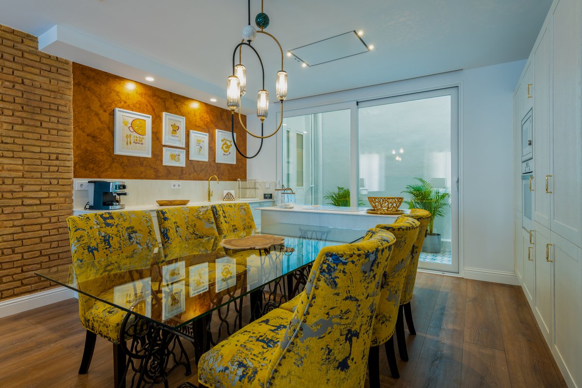 A la luna de Valencia, 4-6 pax, Ciutat Vella !