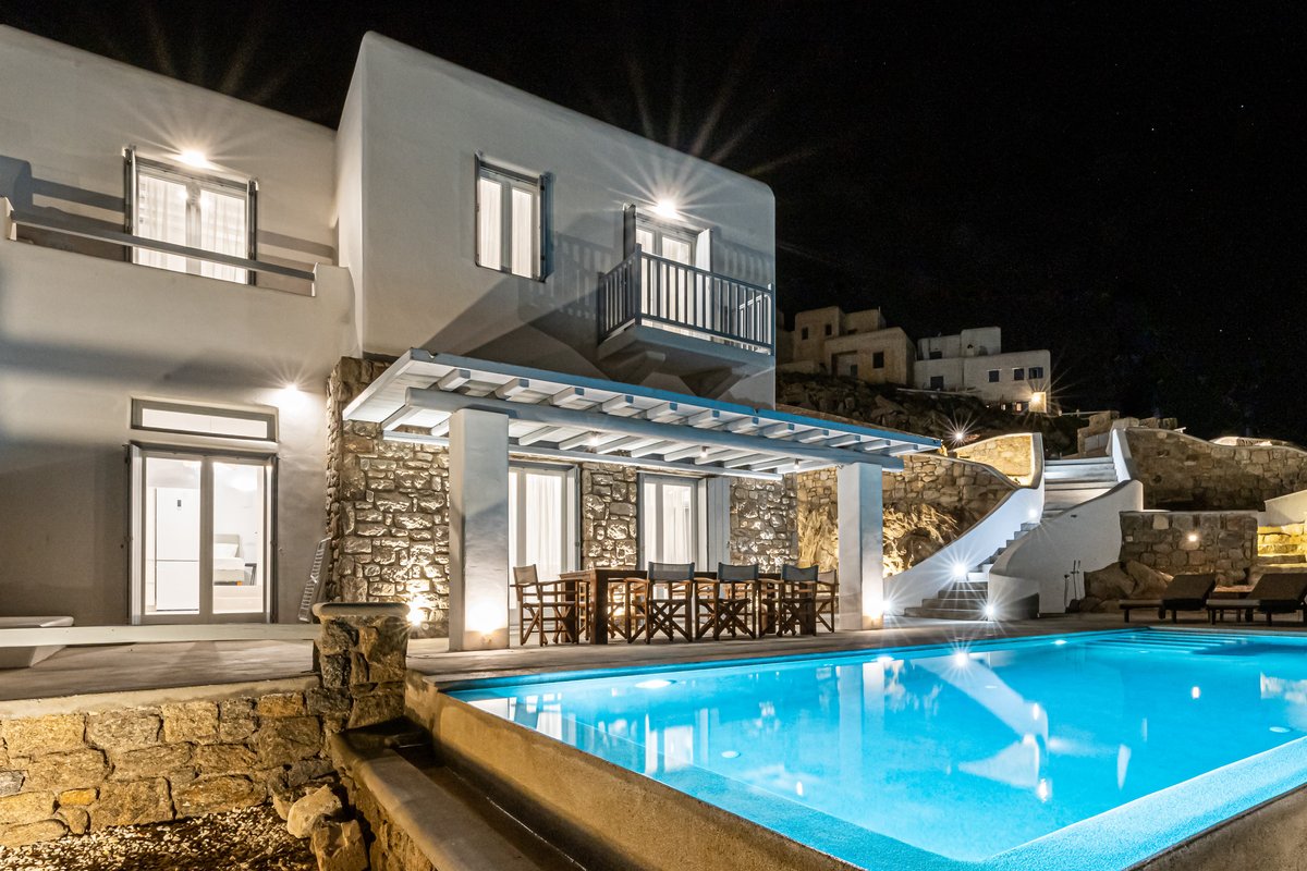 Carpe Diem Villa III, Heated Infinity Pool!