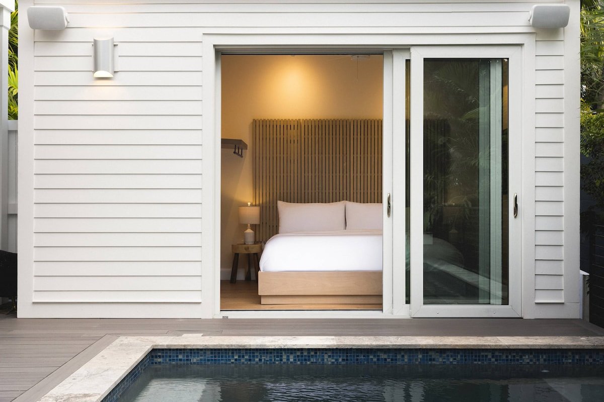 The Rigby House – Pool, One block from Duval St gallery image 5