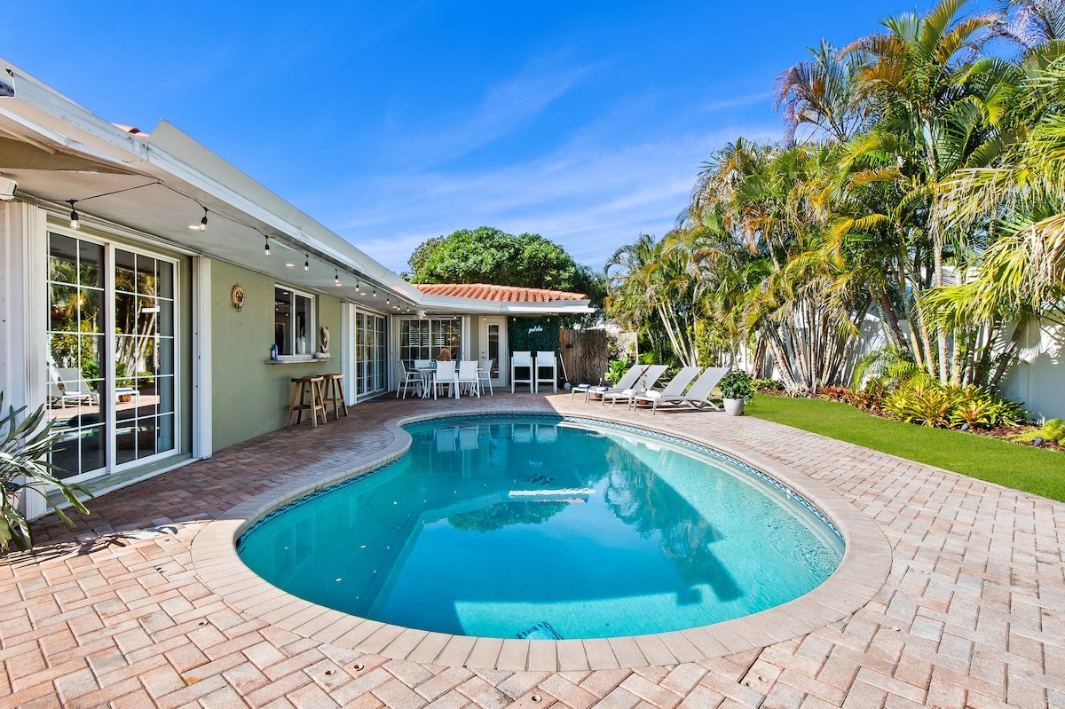 Palm Harbor! 3mi BEACH+HTD POOL+Kayak+BOAT Rental! gallery image 3