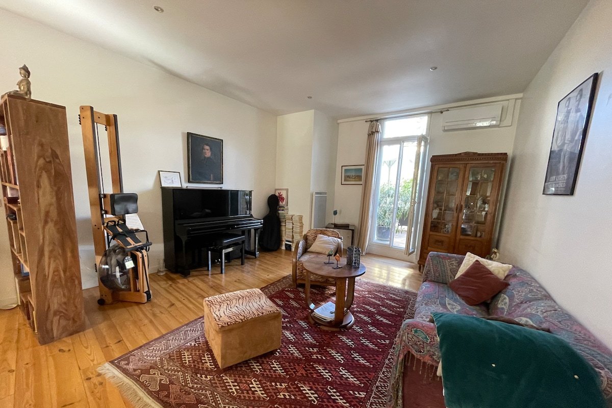 Appartement élégant proche Jardin Public gallery image 4