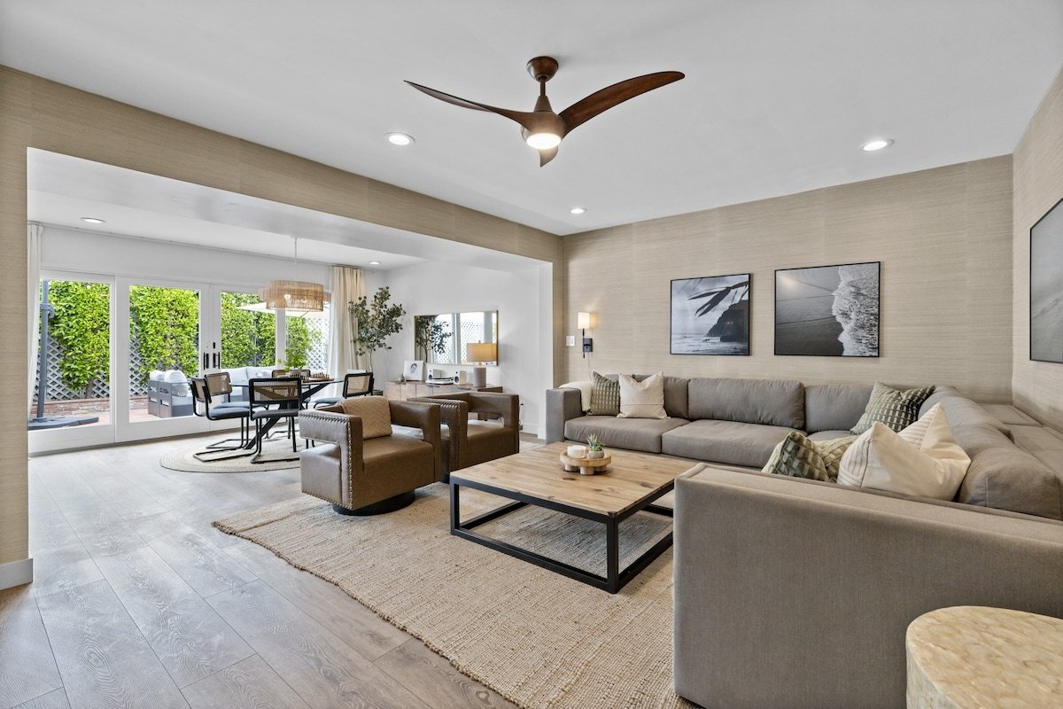 Ocean Views, Hot Tub & A/C – Tradewinds La Jolla gallery image 5