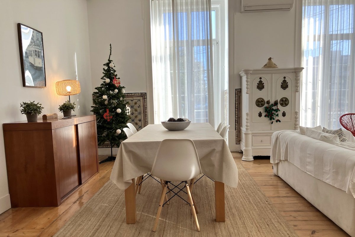 Lisbon Tejo Apartment Best Location and River View gallery image 2
