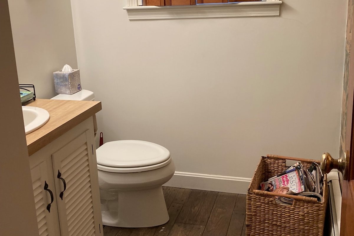 New Harbor House Unit A w/Sunset View & Fire Place gallery image 5