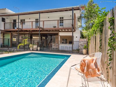 The Bay House – pool, central, pet/family friendly