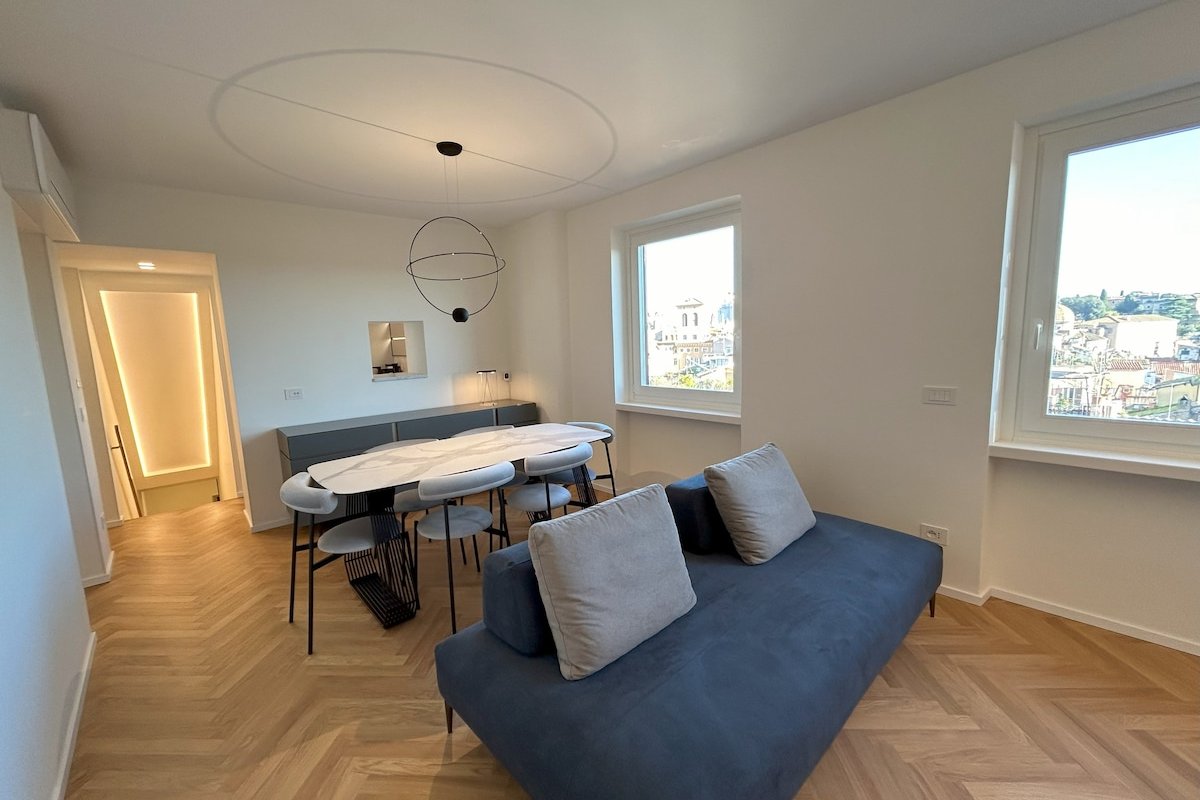 Arenula16 – Penthouse with 360° view terrace gallery image 3