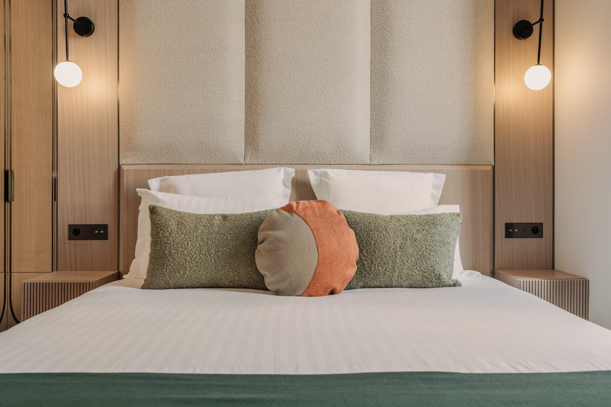 Highstay – Serviced Apartments – Louvre III gallery image 4