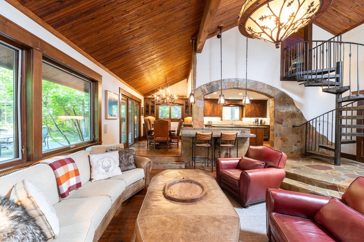 Serenity By TahoeGetaway – Dollar Point Luxury 4BR