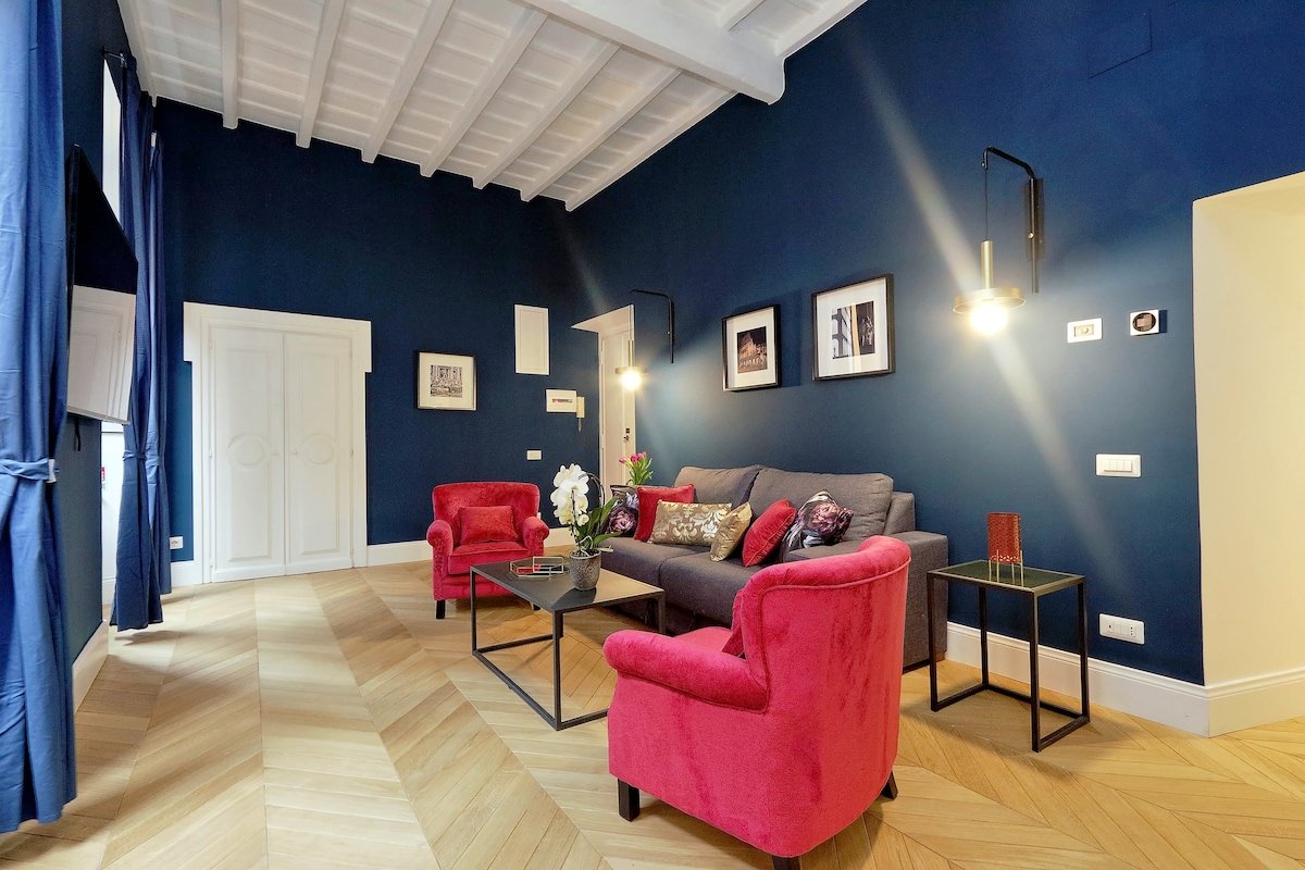 Eve Gust House Trevi Fountain gallery image 5