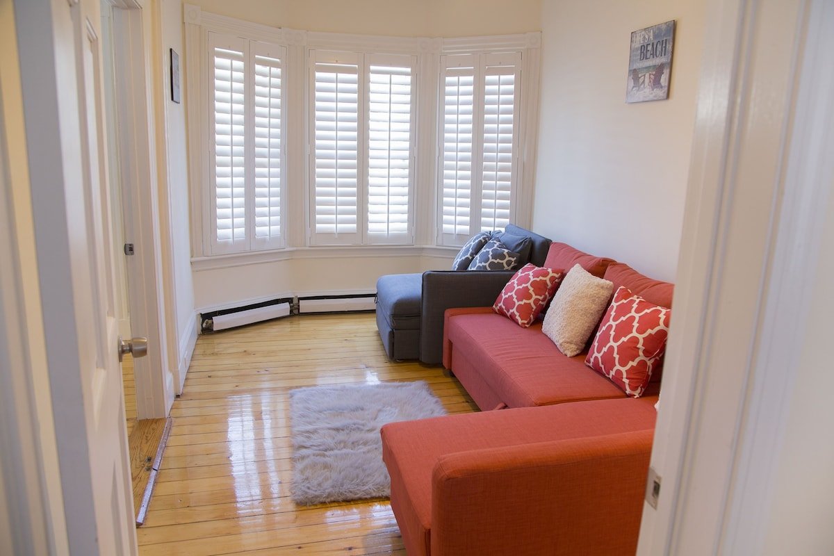 The Sailor’s Den gallery image 3