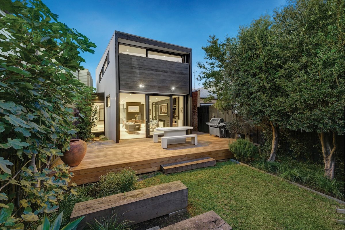 Exclusive & Award-Winning Designer Richmond Home gallery image 3