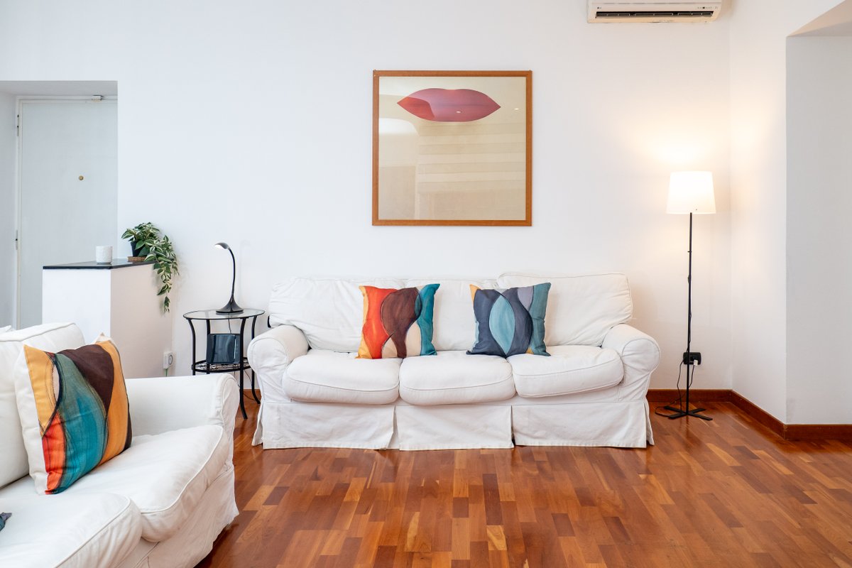 Keys Of Italy – XXV Aprile 9 / Dazzling 2 Room Apt