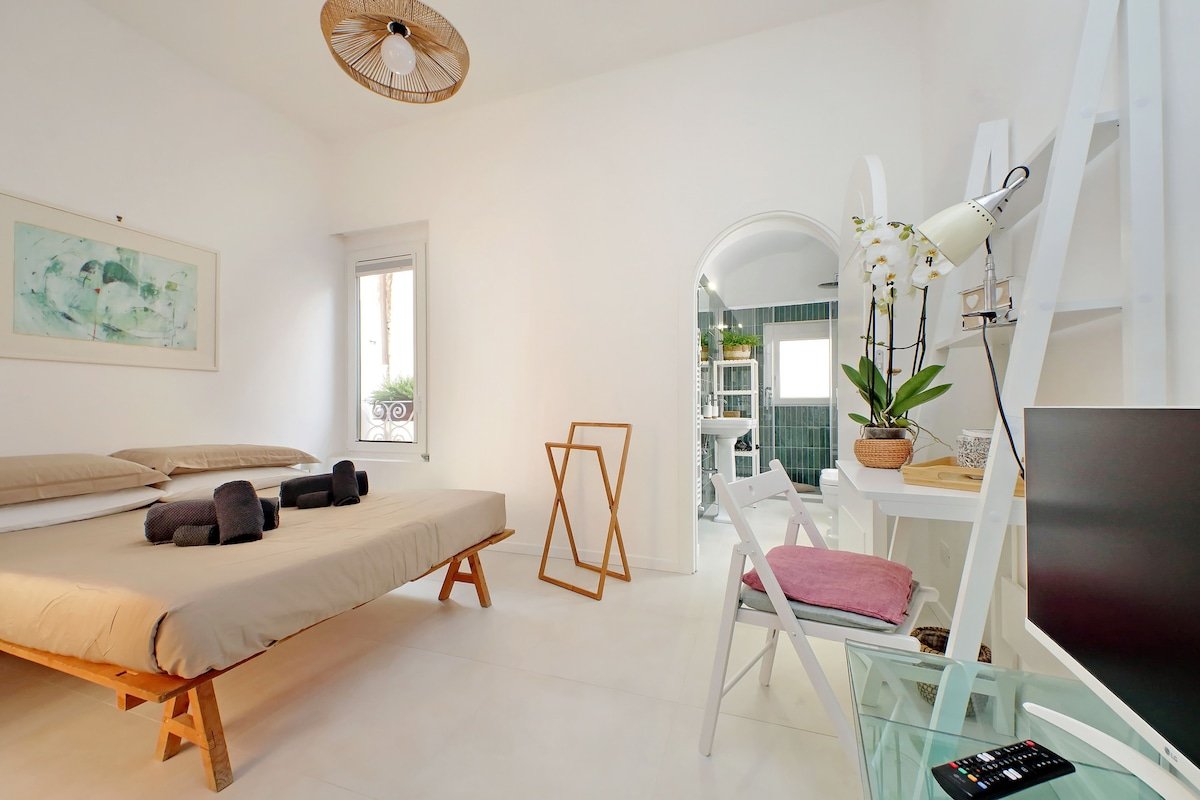 Campo dei Fiori con terrazzo gallery image 5