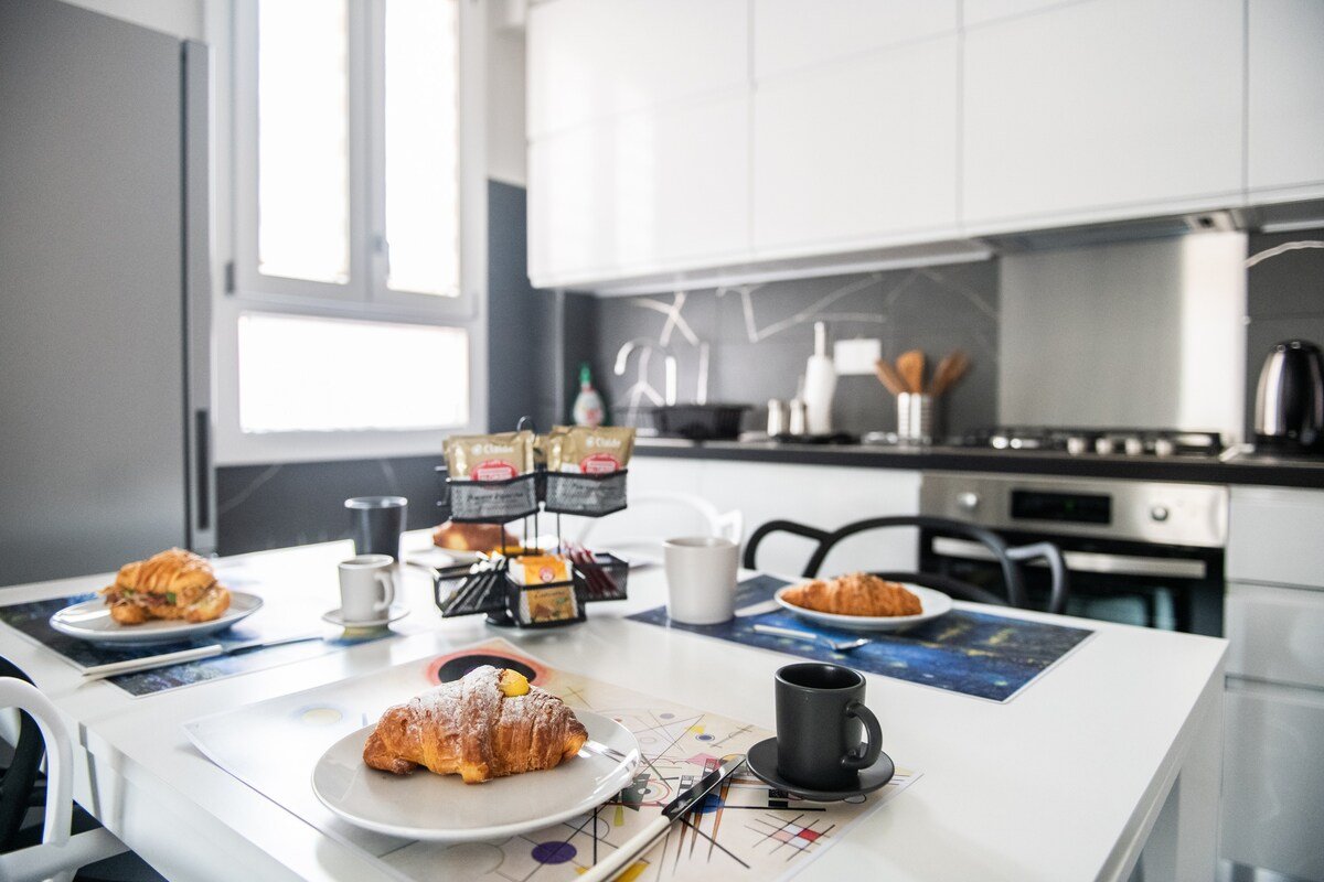 Morgana guarda il canale – Centro storico gallery image 4