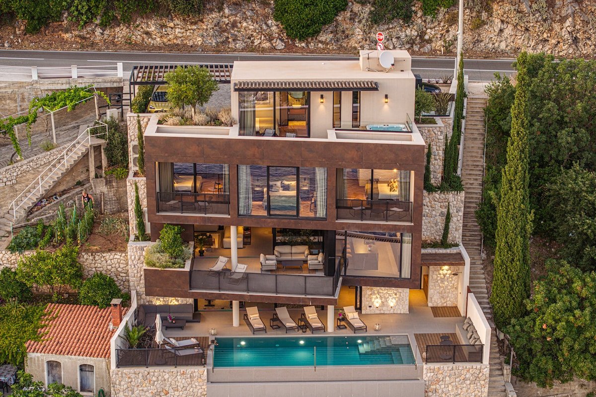 Beachfront, Gym, Sauna | Villa Atreeum Excelsior