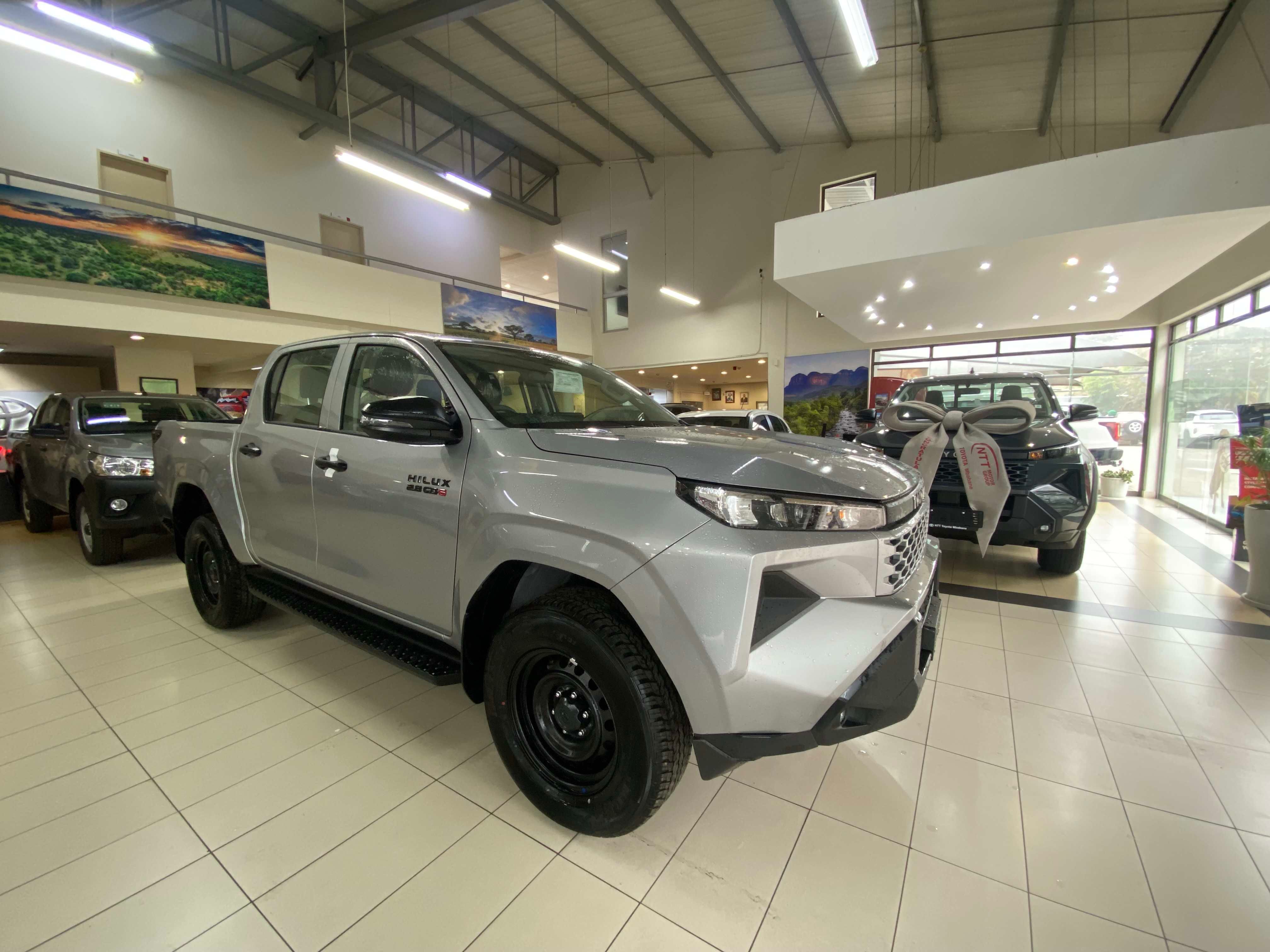 TOYOTA HILUX 2.8 GD-6 RB SRX 4X4 A T P U D C for Sale in South Africa