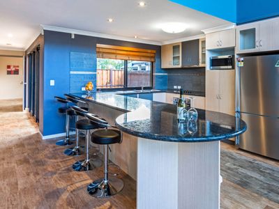 Dunsborough Family Friendly 5 bedroom