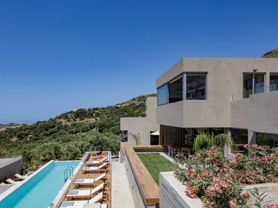 Complex 3 Villas with 2 Pools Amazing View